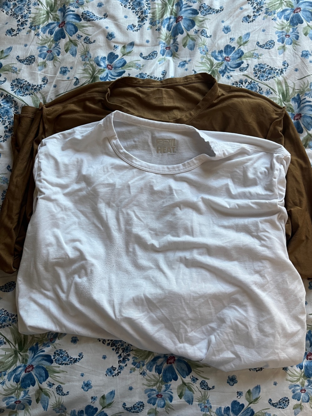 32 Degrees Women's Long Sleeve Crew Neck Tee in White and Brown